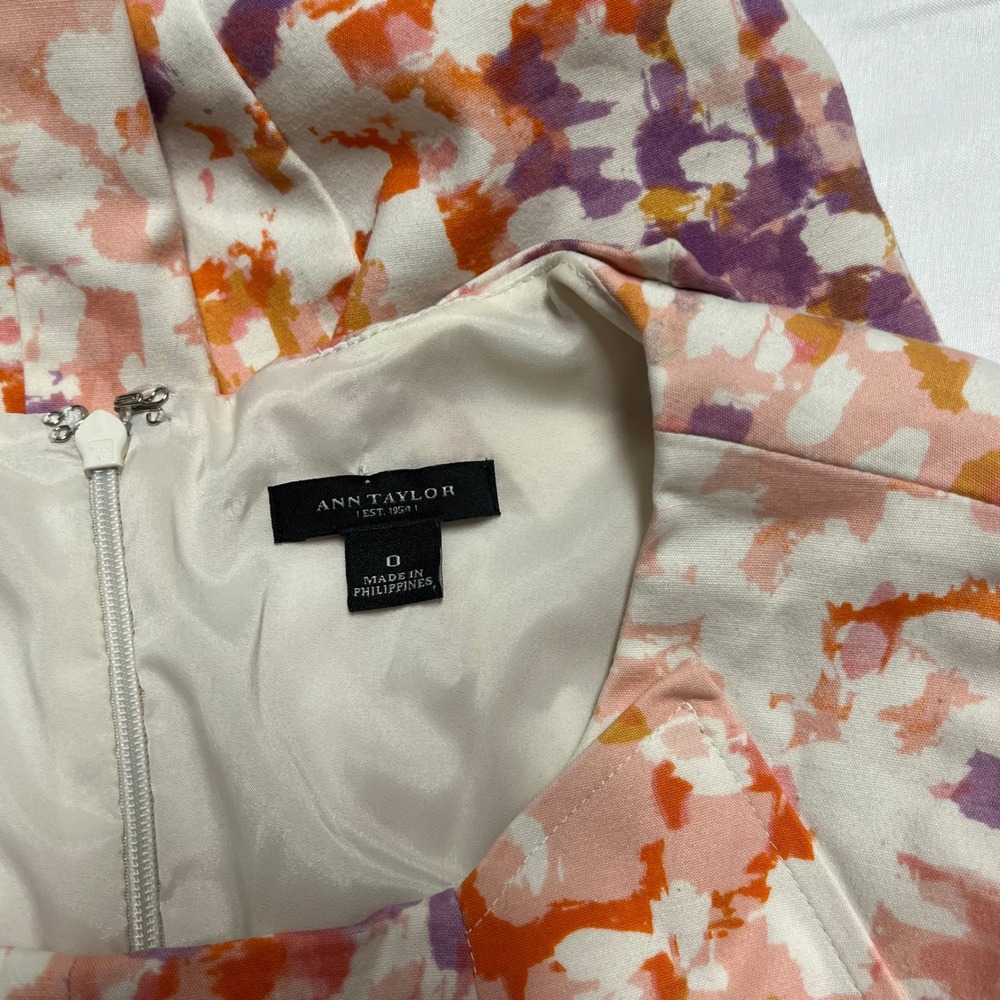Ann Taylor Pink Orange Abstract Floral Sheath Dress Size 0 - Picture 5 of 5